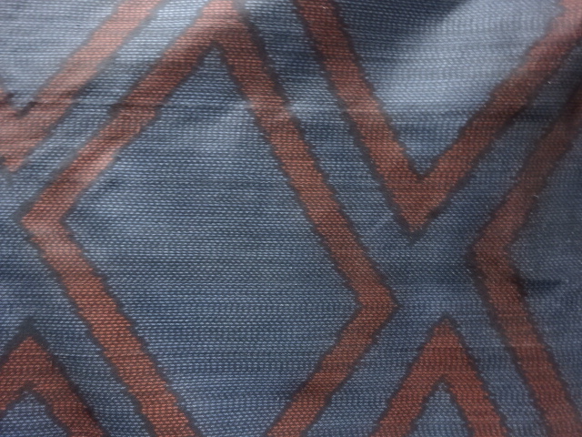 JAPANESE KIMONO / ANTIQUE KIMONO / SILK / DORO OSHIMA TSUMUGI / WOVEN RHOMBUS